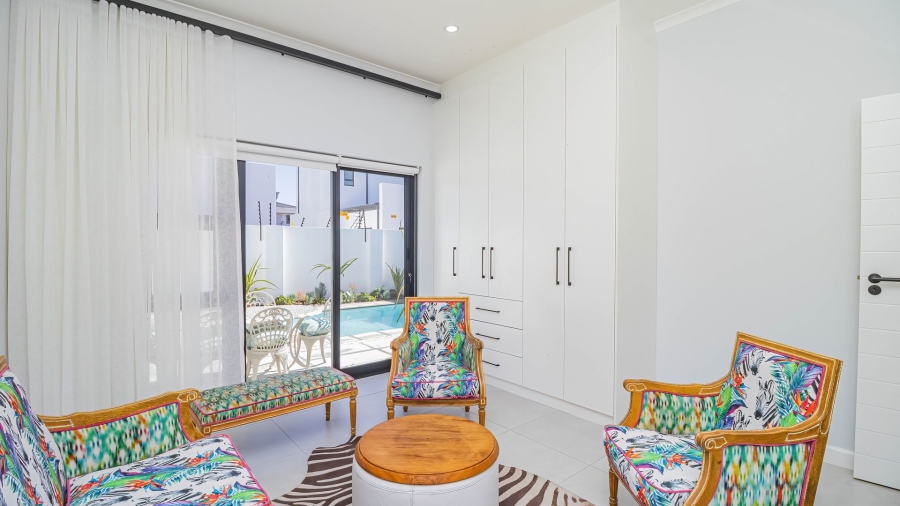 4 Bedroom Property for Sale in Sandown Western Cape